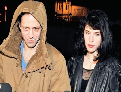 Kaan Tangöze ile Kıvılcım Ural'ın sahil turu