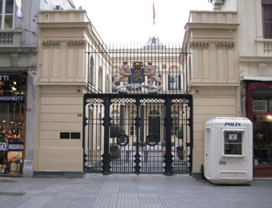 Konsolosluk kapattıran ihbara gözaltı