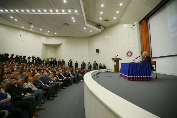 Kılıçdaroğlu, Sezgin Tanrıkulu'na sahip çıktı