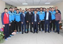 YÜREĞIR BELEDIYE BAŞKANı - Adana Toros Byz Spor'dan Başkan Çelikcan'a Teşekkür Ziyareti