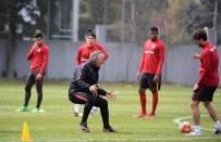 FERNANDO MUSLERA - Aslan 11 Eksikle Çalıştı