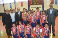 BÖLÜKYAYLA - Bölükyayla Ortaokulu Sporda Başarıya Koşuyor