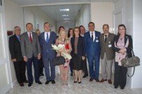 İSKENDER YÖNDEN - Didimli Yardımsevenlerin Hastaneye Bağışları Devam Ediyor