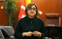FATMA ŞAHIN - Minik Büşra'ya, Fatma Şahin Sahip Çıktı