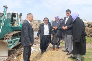 Siverek Kırsalında Dere Islah Çalışması Başladı