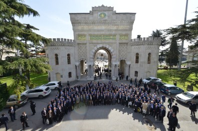 Üniversitelerarası Kurul'dan 'Teröre Karşı Tek Vücut Olma' Çağrısı