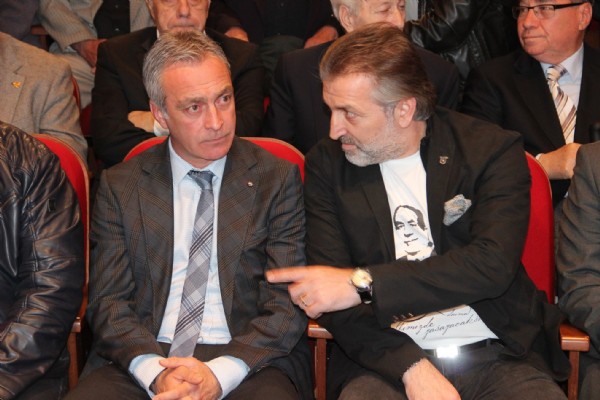 Önder Özen'den gazetecilere şok sözler