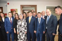 İSMAIL ÇORUMLUOĞLU - Başbakan Davutoğlu Şehzadeler'i Ziyaret Etti