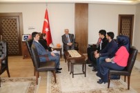 Bingöl Valiliği'nden Sur, Cizre Ve Silopi'den Göç Eden Öğrencilere Nakdi Yardım