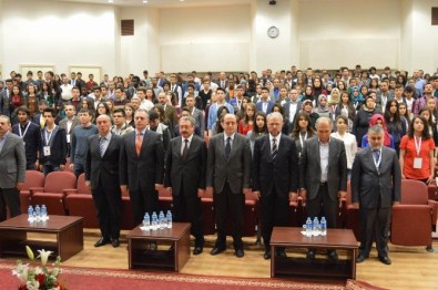 Geleceğin Bilim İnsanları Ödüllerini Aldı