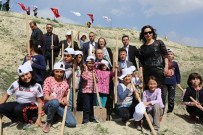 FİDAN DİKİM TÖRENİ - Sarayköy İlçesinde 3 Bin Fidan Toprakla Buluştu