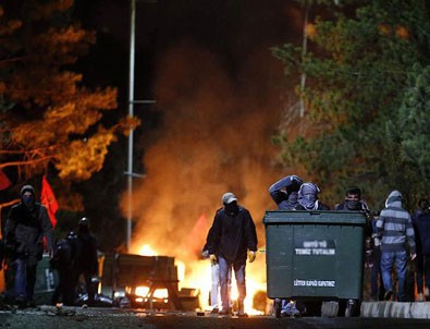 Terör örgütleri üniversite öğrencilerini devşirmeye çalışıyor