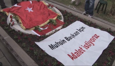 Yazıcıoğlu, Kabri Başında Sevenleri Tarafından Dualarla Anıldı