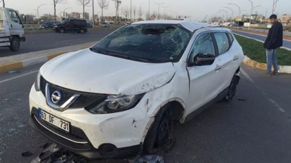 HDP'li Öcalan'ın aracı kaza yaptı: 4 yaralı