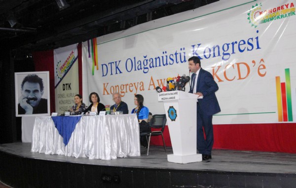 Demirtaş DTK'nın Olağanüstü Kongresi'ne katıldı