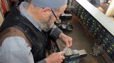 63 Yıldır Bu İşi Yapıyor