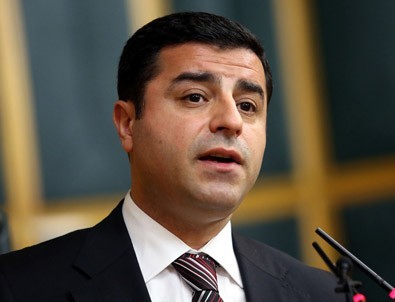 Demirtaş DTK'nın Olağanüstü Kongresi'ne katıldı