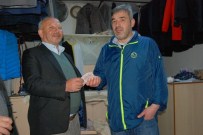 İş Yerinde Bulduğu Parayı Sahibine Teslim Etti