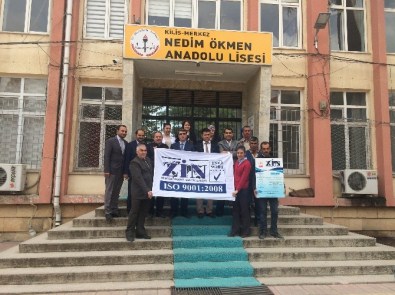 Nedim Ökmen Anadolu Lisesi'nden Bir İlk Daha Açıklaması İSO 9001 Açıklaması2008 Ulusal Kalite Belgesi