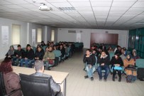 YYÜ Mimarlık Fakültesi Öğrencileri AFAD'ı Ziyaret Etti