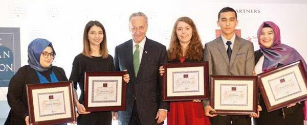 O savcı Gülenci senatörün başdanışmanı çıktı