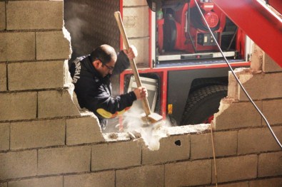 11 Saat Boyunca Kesik Başı Çıkarmaya Çalıştılar