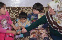 ULU CAMİİ - 3 Çocuğu Da Hasta Ve Sakat