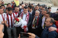 TERÖRE LANET - Elazığ Ve Malatyalı Taraftarlardan Teröre Ortak Tepki