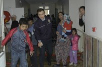 SİBEL KARAKOÇ - Evde Çıkan Yangın Romanlar'ı Sokağa Döktü