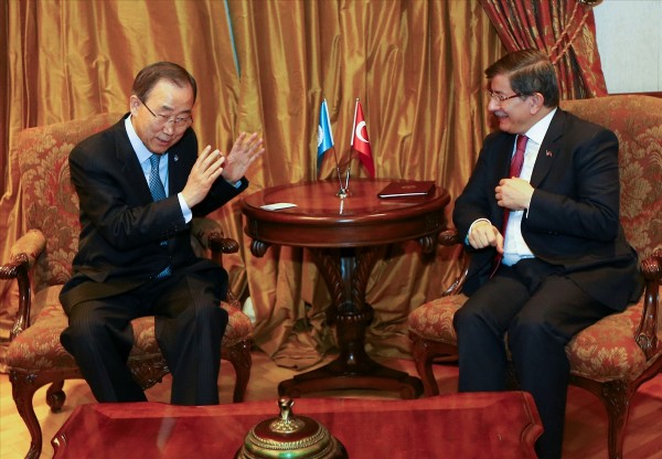 Davutoğlu Ban Ki-moon ile görüştü