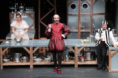 Aşt Dünya Tiyatrolar Günü'nü Kutladı