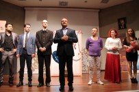 DÜNYA TIYATROLAR GÜNÜ - Hatm-İ Çiçeği Tiyatrolar Günü'ne Özel Gösterim Yaptı