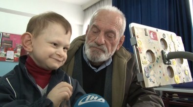 Torununu Böbreğiyle Hayata Bağladı