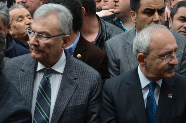 Kılıçdaroğlu ve Baykal cenazede