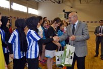 Ayvalık'ta Badminton Heyecanı Başladı