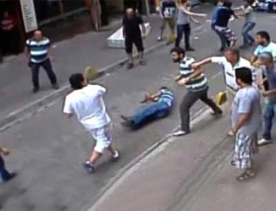 İrlandalı boksör, Aksaray esnafıyla adliyede