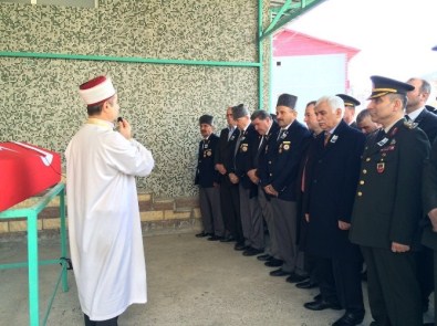 Kore Gazisi Son Yoluculuğuna Uğurlandı