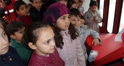 Minik Öğrencinin Sorusu Doktoru Şaşkına Uğrattı