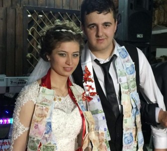 Demir Parmaklıklardan Nikah Masasına