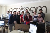 FUTBOL MAÇI - (Özel) Öğrenci Evinde Kuruldu, Facebook Ve Twıtter'a Rakip Oldu