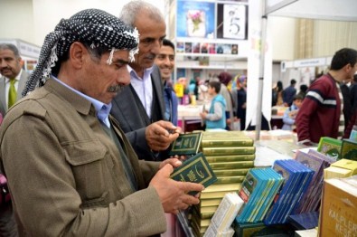 Siirt'te Kitap Fuarı Açıldı