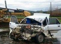 BEKTAŞLı - Kamyonetle Otomobil Çarpıştı Açıklaması 1 Ölü, 5 Yaralı