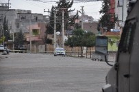 BOMBA İMHA ROBOTU - Kızıltepe'de Şüpheli Araç Paniği Yaşandı