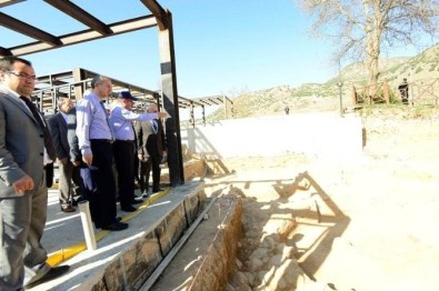 Pamukkale'de Demir Çağ Dönemine Ait Pişmiş Toprak Kaplar Bulundu