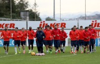 MEHMET EKICI - Trabzonspor, Torku Konyaspor Maçı Hazırlıklarını Sürdürdü