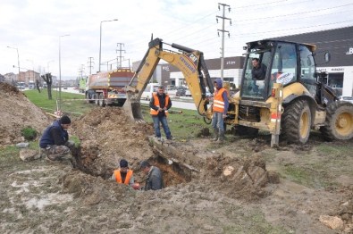 İnegöl'e İki Kavşak Daha