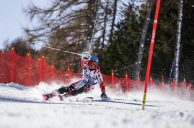 Milli Kayakçıdan Avrupa'da İki Madalya