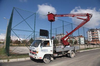 Seydişehir'de Spor Sahaları Tadilattan Geçiriliyor