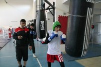 BOKSÖR - Sönmez Genç Milli Boks Takımı Baş Antrenörü Oldu