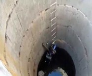 Su Kuyusuna Düşen Kedi İtfaiye Tarafından Kurtarıldı